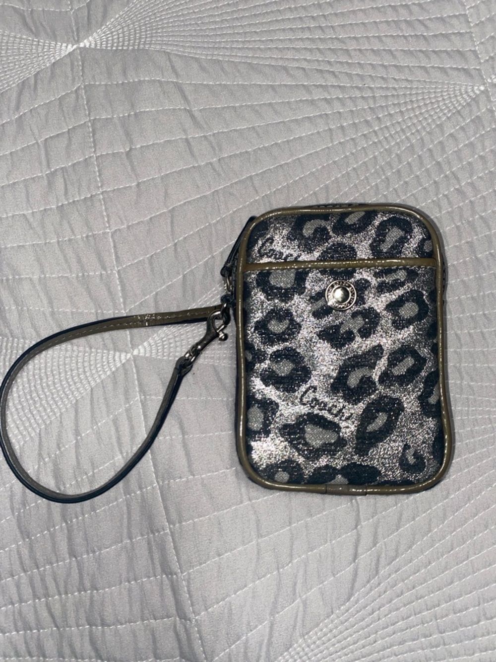 Coach Leopard Wristlet Camera Case - Silver & Black